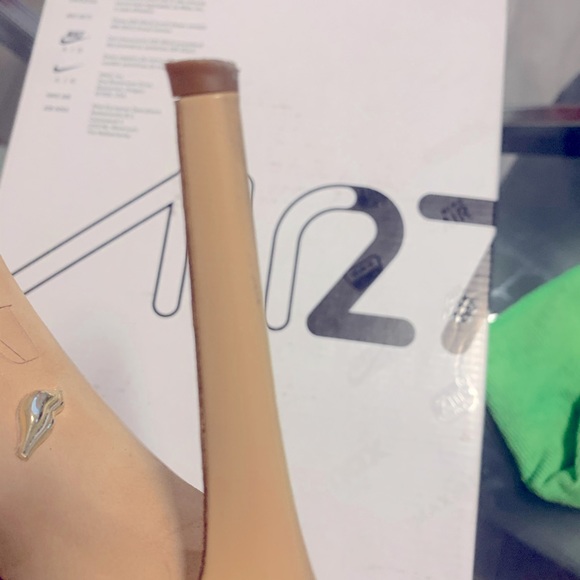 Diane von Furstenberg Nude Dvf Olee Leather Pumps - Picture 6 of 7